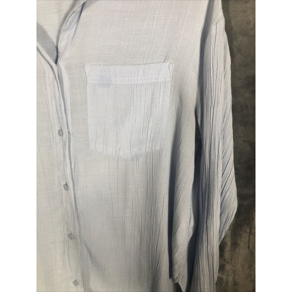 H&M Shirt Button Down Women’s Long Sleeve Light Blue Blouse Adult Size 2  40-42 - Picture 5 of 14